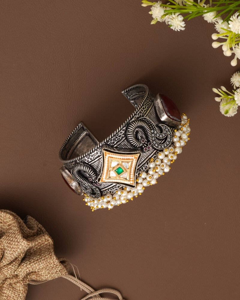 Kundan Stone Oxidised Kada
