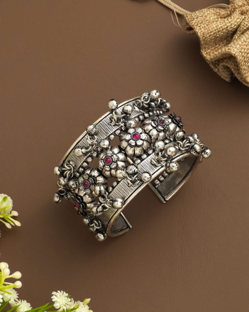 Oxidised Gungroo Kada