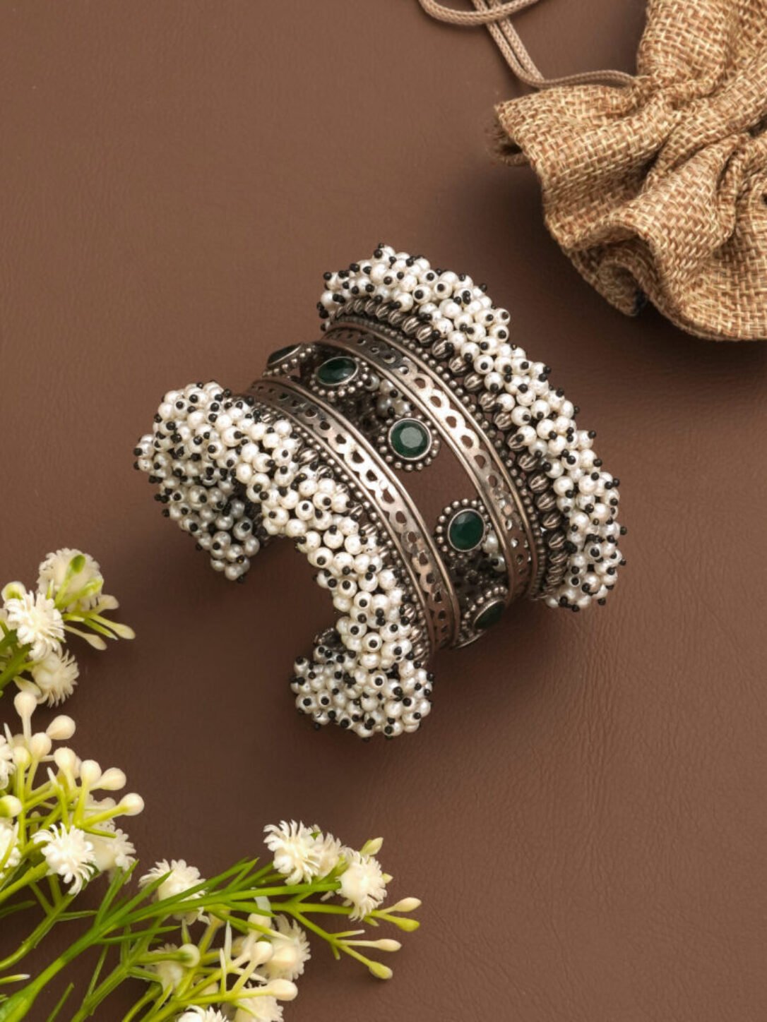 Stone Pearl Germen Silver Kada